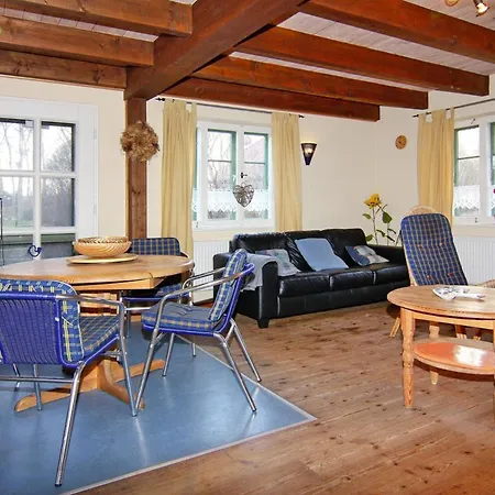 Reihenhaus In Deutschland Mit Terrasse, Cleaning Included *