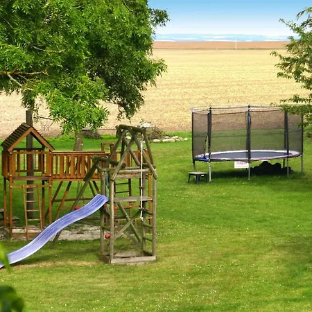 Reihenhaus In Deutschland Mit Terrasse, Cleaning Included Vieregge